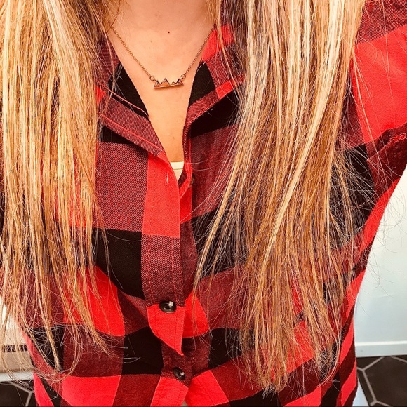 NWT SNOW MOUNTAIN GOLD COLORED NECKLACE - Picture 6 of 8